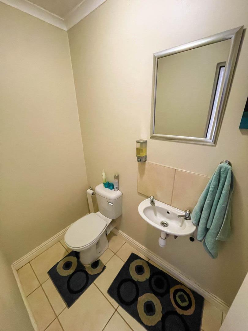 2 Bedroom Property for Sale in Friemersheim Western Cape